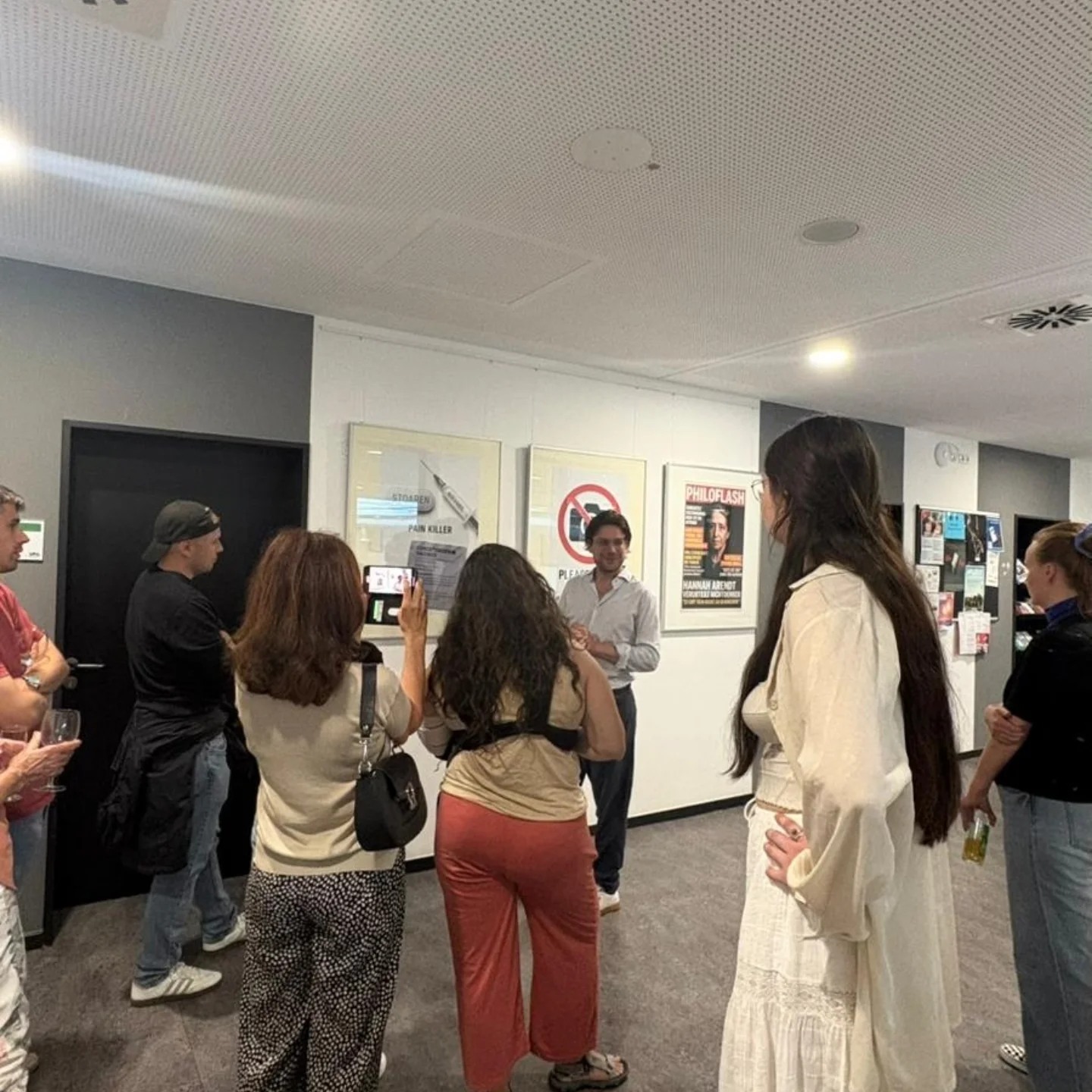 Ausstellungseröffnung in der VHS Hannover – Aufnahme 2